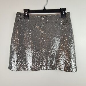 Gap‎ Women's Silver Sequin Mini Skirt Side Zipper Lined Size 8P Petite Party Fun